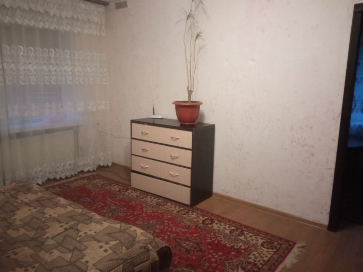 Терміново! 2-кімнатна квартира з ремонтом,меблі,автономне опалення. - фото 1