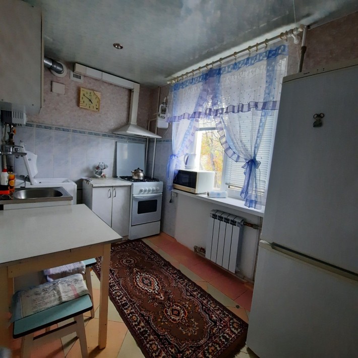 2 комн Украина Черемушки 3/5 - фото 1