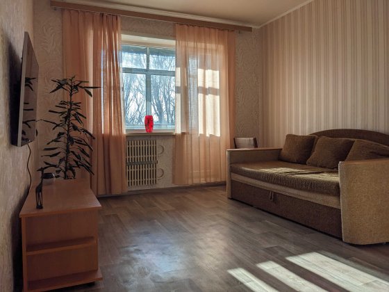 2 кімнатна квартира 10 мікрорайон, 3 поверх Каменское