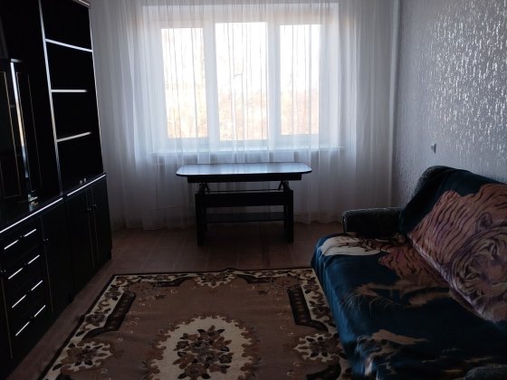 Здам 3 квартиру  район 5 школи. Володимир