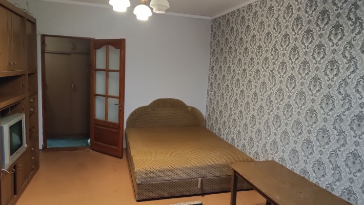 Аренда 1 ком. Ул. Металлургов левый берег - фото 1