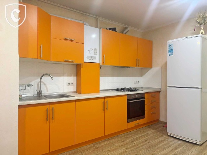 Простора 1к квартира в  ЖК "Київські зорі" - фото 1