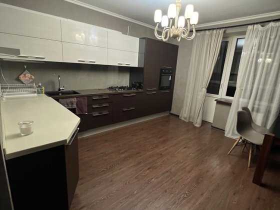 Оренда 3-х кімнатноі квартири Вышгород