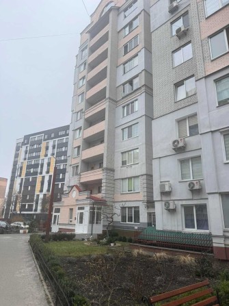 Двокімнатна квартира з газом від власника в центрі міста - фото 1