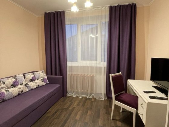 Сдам 4х комнатную квартиру до лета, можно командировочным. Чорноморськ