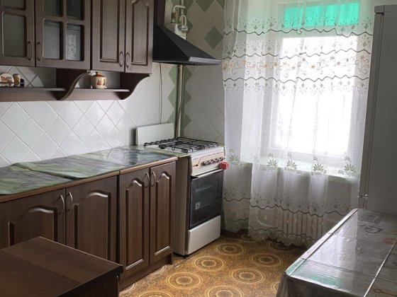 Здам 2-кімнатну квартиру в р-ні 3 школи Каменец-Подольский