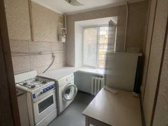 Оренда 1к.квартири, Черьомушки, район кінотеатру "Юність" Каменец-Подольский