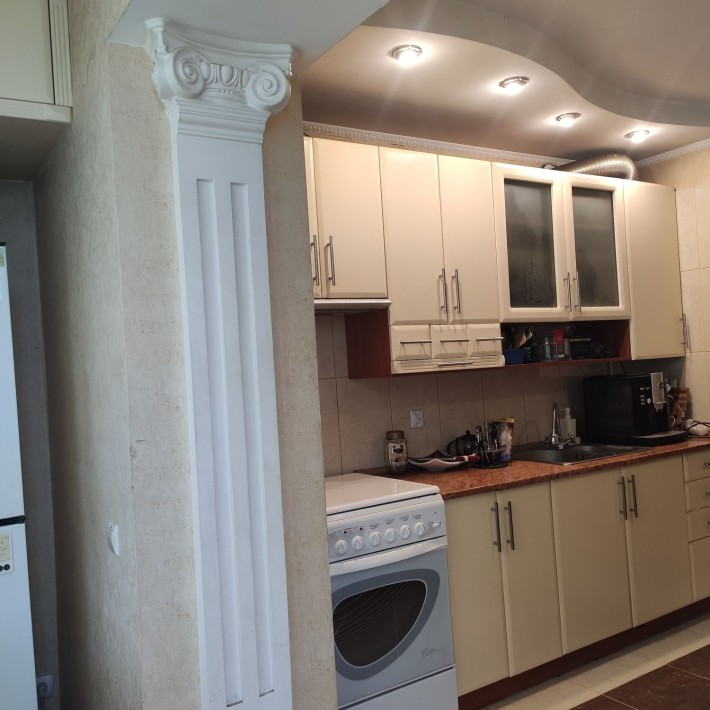 Здам трикімнатну квартиру - фото 1