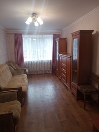 Здам двокімнатну квартиру на тривалий термін - фото 1