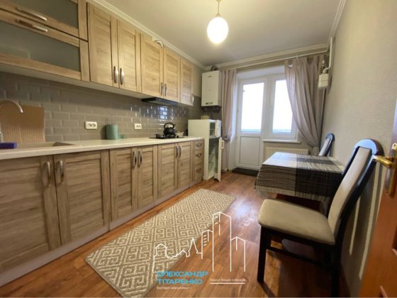 Здам гарну двокімнатну в р-ні 3ї школи!! Каменец-Подольский