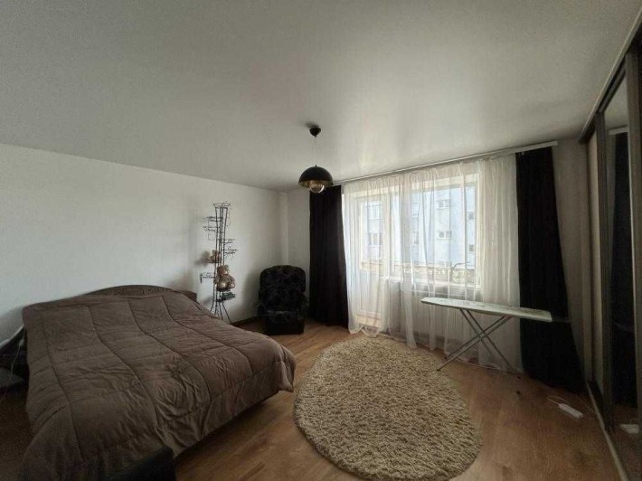 Однокімнатна на вул. Леонтовича - фото 1