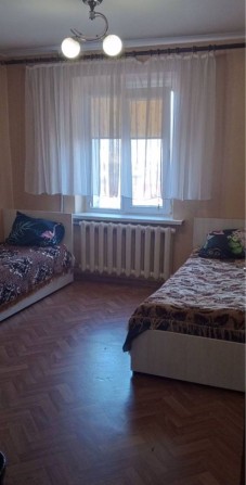 Оренда 2 кімнатної секції на Мікрорайоні - фото 1