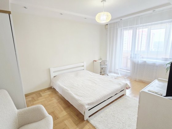 Продам 2 ком новострой улица.Новокузнецкая Запорожье