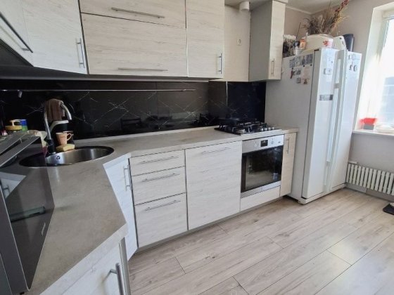 Продам 4х кім по Рубана Хортицький р-н Запоріжжя