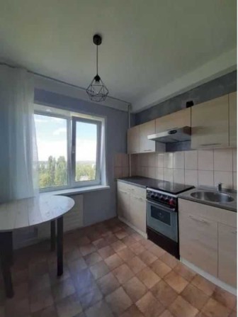 *Продається 3-и кімнатна квартира вул. ВАСИЛЯ СЕРГІЄНКА 8/9 - фото 1