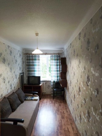 Продам 2к. кв., пр. Науки, р-н ул. Казакова. Можно безнал - фото 1