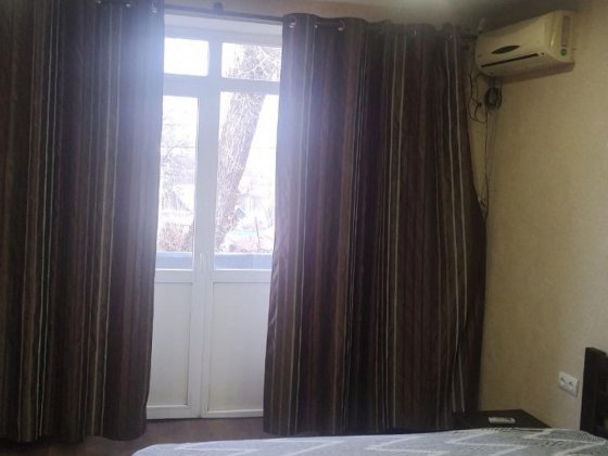 2х кІмнатна  квартира   12 квартал Дніпро