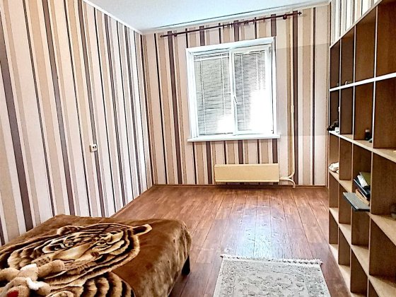 2к квартира, Правый берег - ул. Зестафонская, 4/9 этаж, не торцевая Запорожье