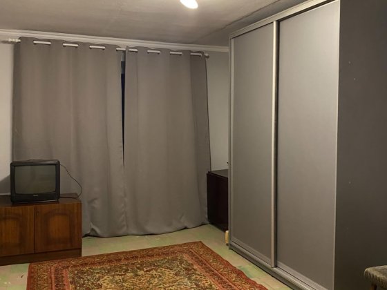 Продам 1 кім. квартиру на ж/м Червоний Камінь. Газ! Дніпро