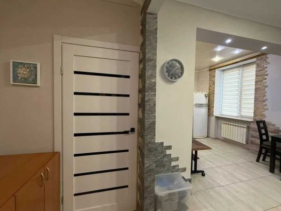 *Продається 2-о кімнатна квартира вул. СТАЛЕВАРІВ 4/4 Запорожье