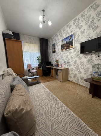 Продаж двокімнатної квартири в районі Ковалівки. - фото 1