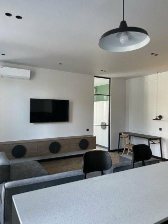 Продаж 1 кім. квартири вул. Стефаника. Історичний центр Львова. - фото 1