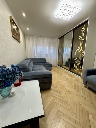 Продаж 2-кім. квартири з ремонтом Сихів - фото 1