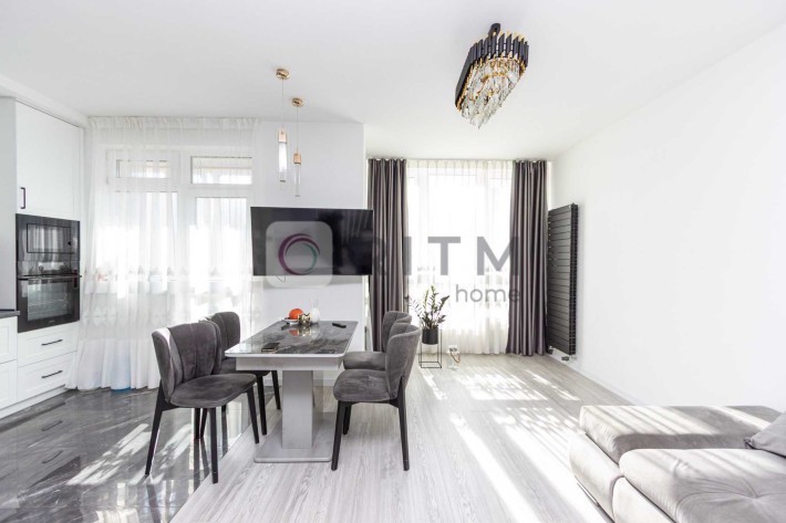 Продаж квартири з ремонтом в новобудові - фото 1