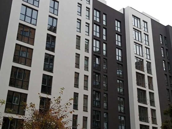 Продам трикімнатну квартиру Рівер Сіті