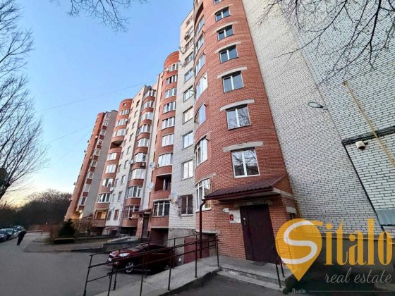 Продаж 1 кімнатної квартири + кухня студія, вулиця Зелена Львів