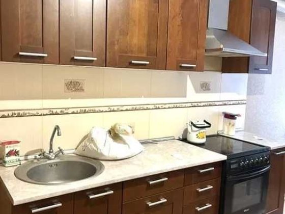 Продаётся 2-комнатная квартира  по ул. Узбекистанская. Запорожье