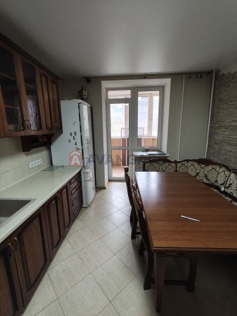 Продам 3-кімнатну квартиру в новобудові - фото 1