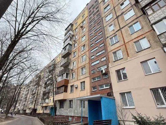 Продам 3к.квартиру на Тополе 2!Сильпо!Безнал! Днепр