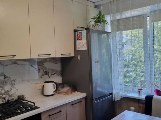 Продаж 1к квартири вул.Патона(Чешка) з ремонтом Львов