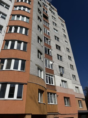 Продаж 3 кімнатноі квартири по вул.Наукова - фото 1