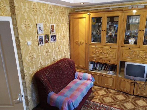 Продам 2-кімнатну квартиру з автономним опаленням, вул. Промислова Житомир