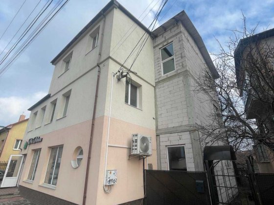 3к.квартира особнячого типу Княгині Ольги Львов