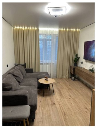 Продам 2-х кімнатну квартиру з євроремонтом - фото 1