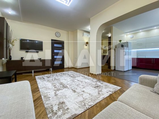 Срочно ! 3х комн 100м2  в ЖК Бородино Запорожье