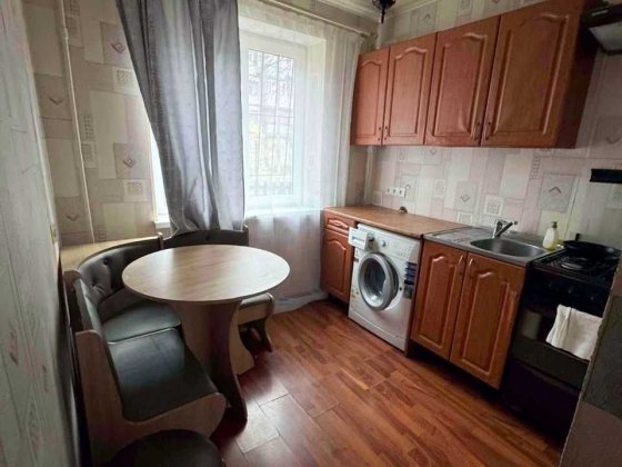 Продам 1-к квартиру на пр. Поля / Кирова (средина) Дніпро