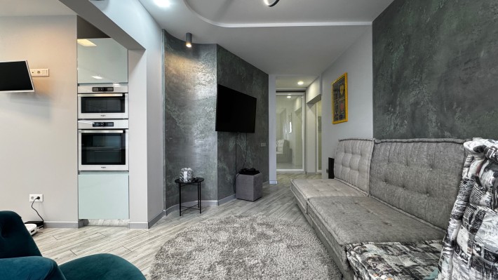 3х кімн.кв. з ремонтом в новобудові на Пісках - фото 1