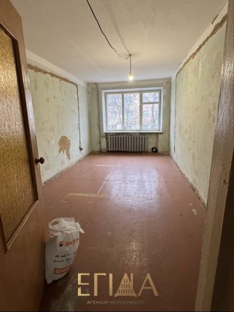 2-кімнатна квартира Новомиколаївка 3/5 поверх - фото 1