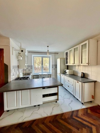 Терміновий Продаж 2 кім. квартири по вул. Мазепи. Ближній центр - фото 1