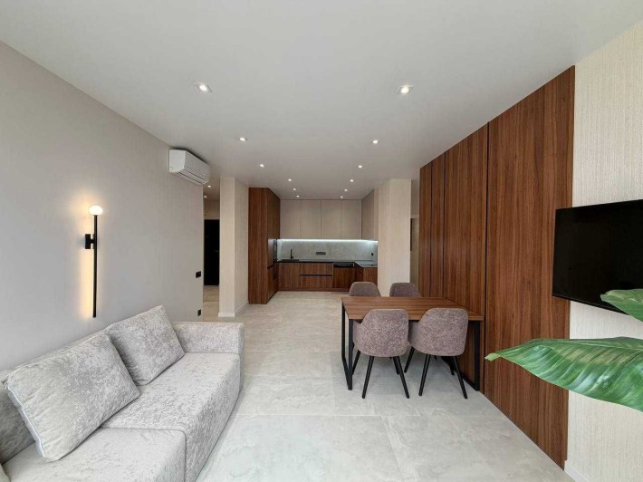 Продаж 2кім квартира з ремонтом,Лінкольна,Чорновола,Замарстинівська - фото 1