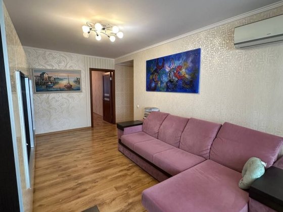 Продам 4комн квартира початок пр. Слобожанский пр.Мануйловський 77 Дніпро