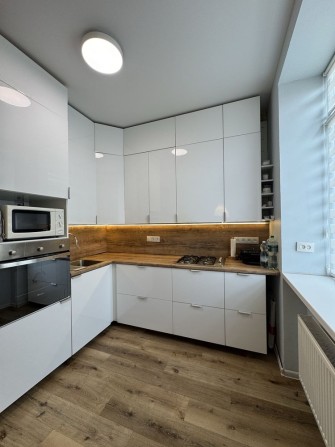 Продам 2к пр Науки ( Гагарина ) трц Нагорний єВідновлення - фото 1