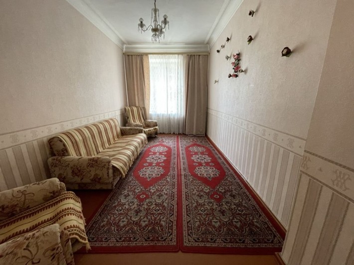 Продам 2 комн. квартиру с ремонтом - фото 1