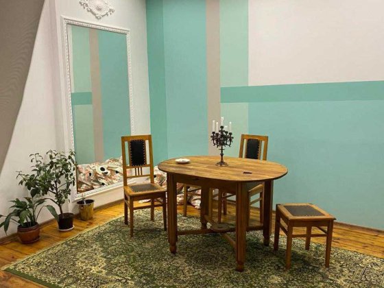 продам 2к квартиру в центре, Нагорка Дніпро