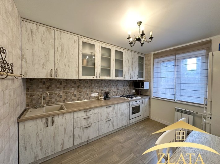 Продаж 3-к квартири на Бабурці - фото 1