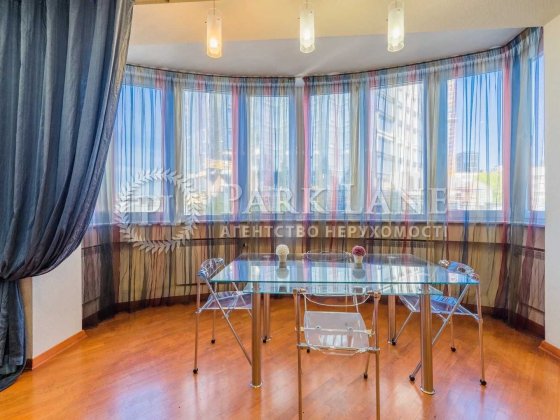 Продаж квартири Антоновича В.Горького140  Палац України Київ
